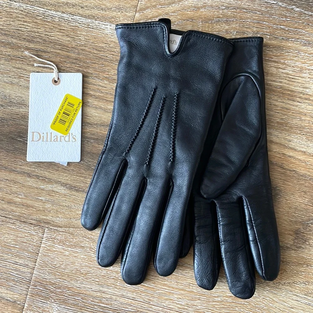 Dillard’s Genuine Leather Driving Gloves Size M